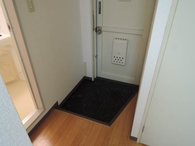 エクセル千本ハイツ 玄関