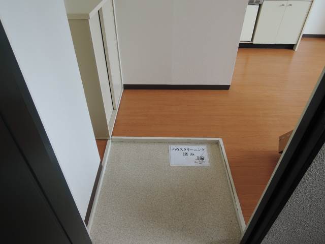 ラビッツコート聖天下 玄関