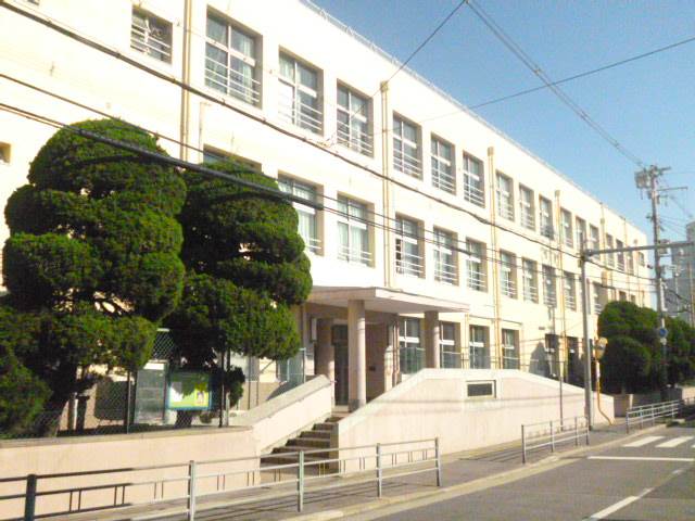 ビバリーヒルズ北島東 小学校
