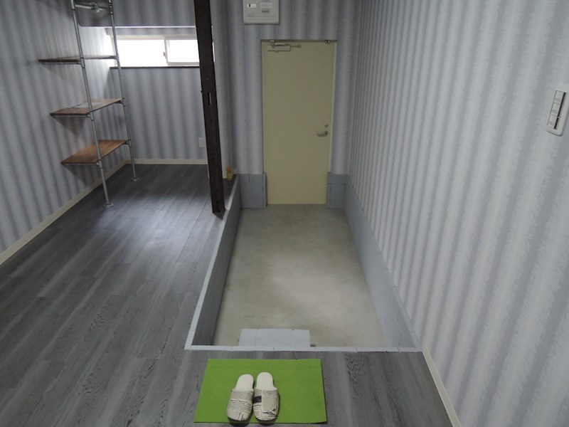 フィラクラシオ  玄関