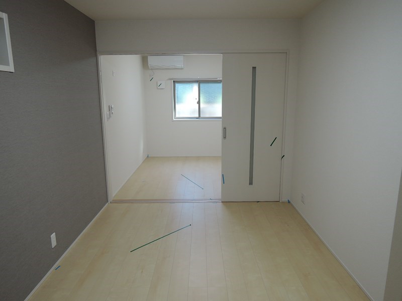 大阪府大阪市住之江区西加賀屋４丁目 リビング