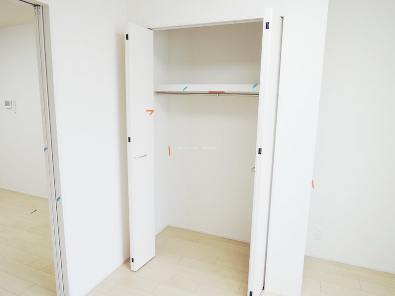 フジパレス西加賀屋V番館 収納