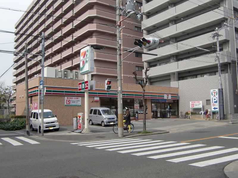 フジパレス西加賀屋V番館 コンビニ