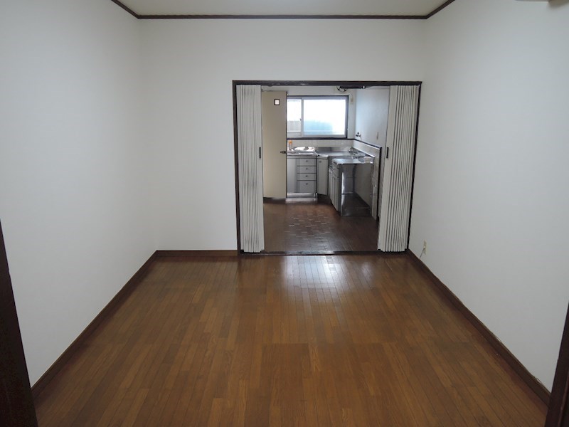 鶴見橋2丁目戸建賃貸 リビング