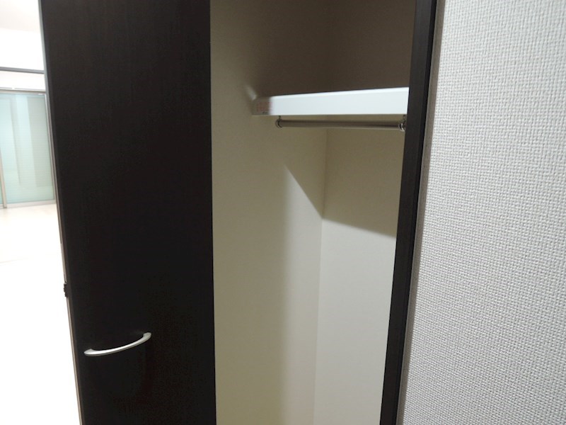 フジパレス西加賀屋Ⅵ番館 収納