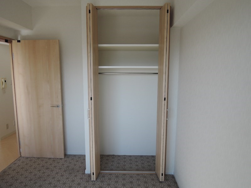 ファミール北加賀屋 収納