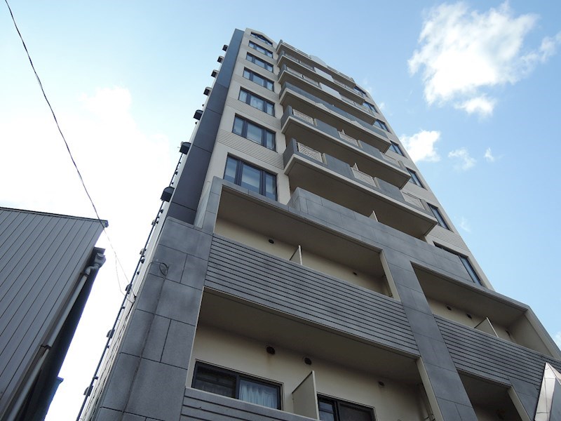 グランドムール岸里 外観