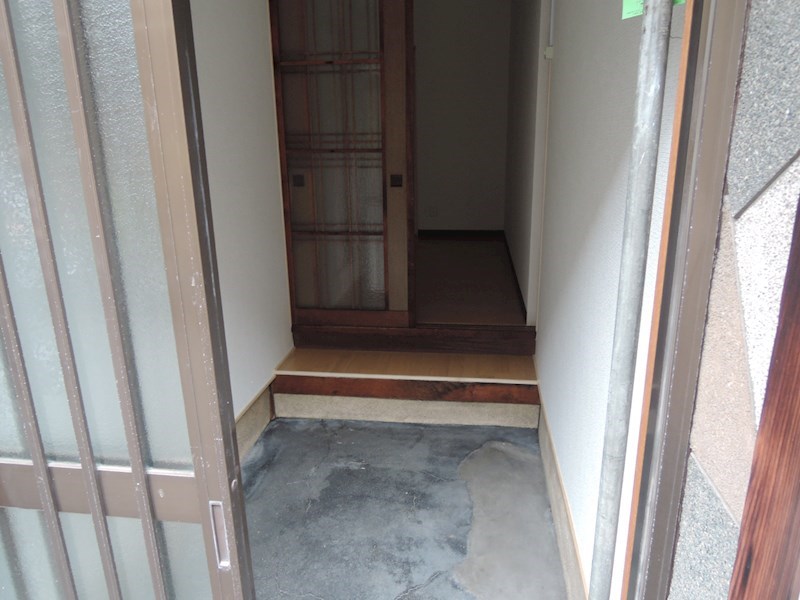 潮路2丁目戸建賃貸 玄関