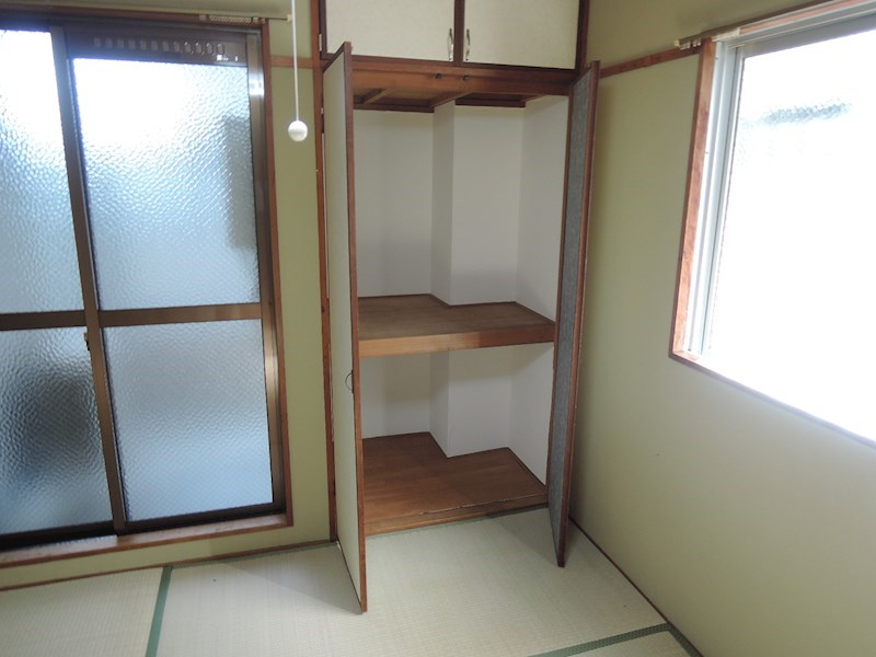 シャトーリヨン   収納