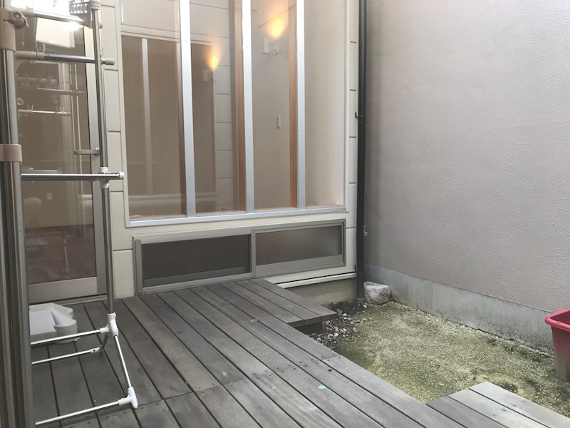 清水丘1丁目戸建賃貸 ベランダ