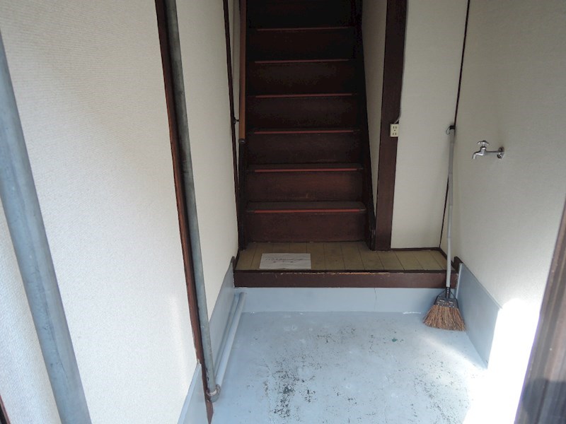 潮路2丁目戸建賃貸  玄関