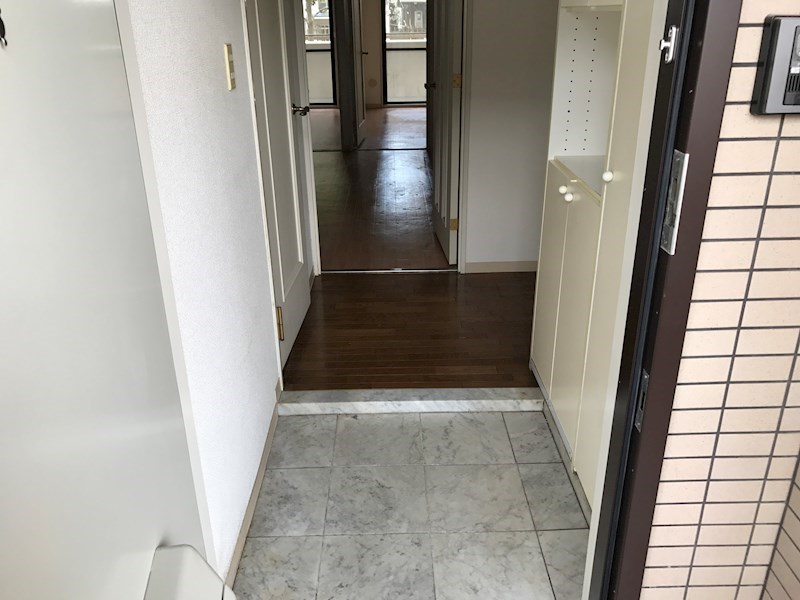 大阪府大阪市西成区千本南１丁目 玄関
