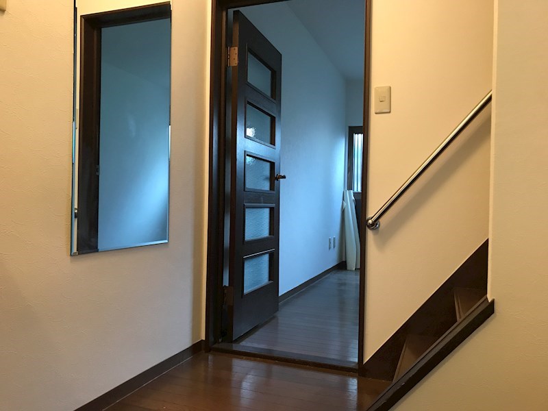 安立4丁目戸建賃貸 エントランス
