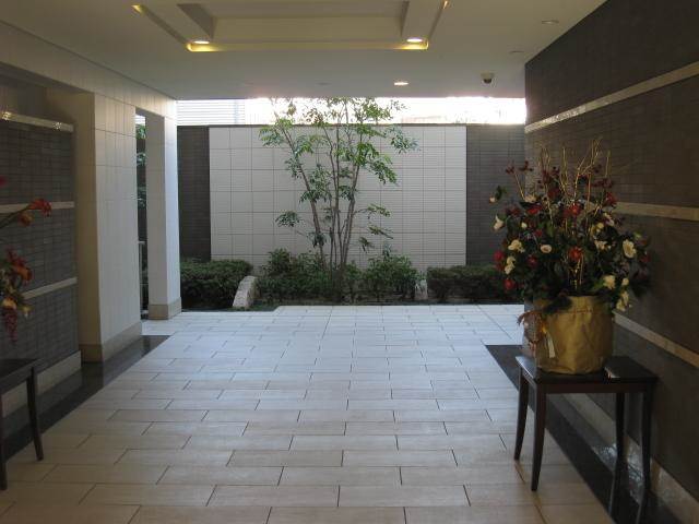 大阪府大阪市西成区千本南２丁目 エントランス