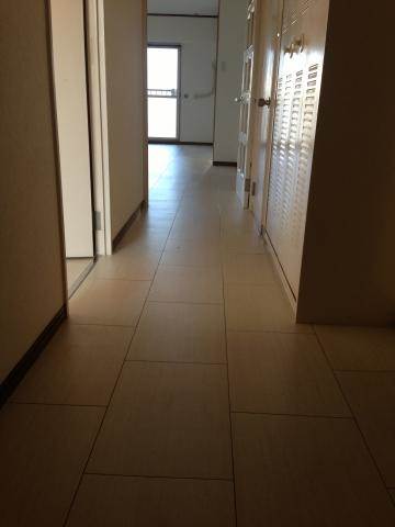 北加賀屋5丁目マンション 玄関