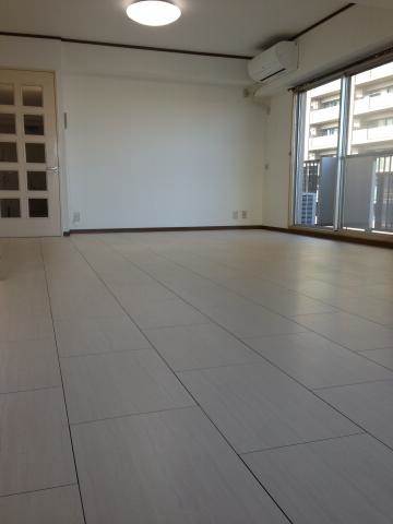 北加賀屋5丁目マンション リビング