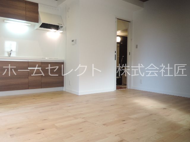 大阪府大阪市西成区玉出東２丁目 リビング