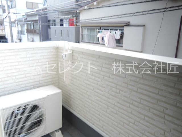 大阪府大阪市西成区玉出東２丁目 ベランダ