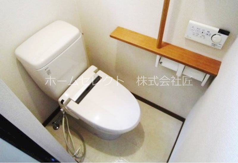 西住之江3丁目戸建賃貸 トイレ