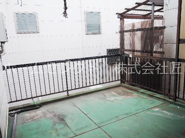 松2丁目貸家 ベランダ