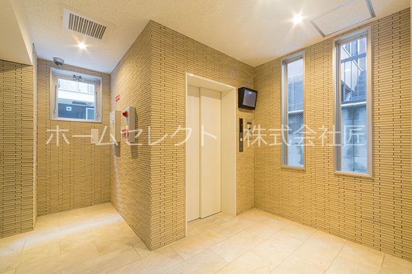 グランパシフィック岸里東 ロビー