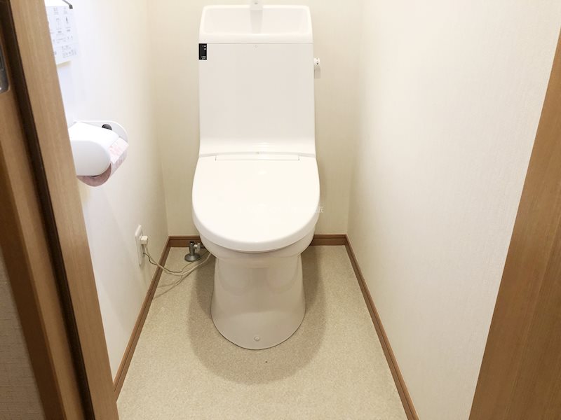 御崎1丁目戸建賃貸 4LDK トイレ