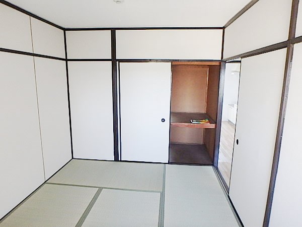 シャトーポール 収納