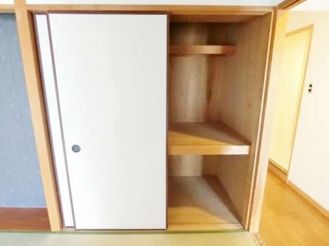 ヒルトップハウス　　 収納