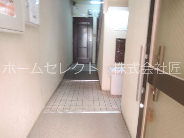 シャトーエリ エントランス