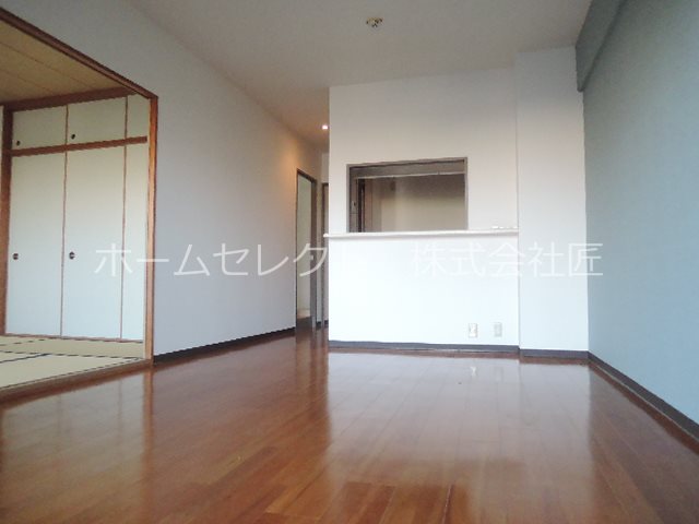 アドリーム北加賀屋パークピア リビング