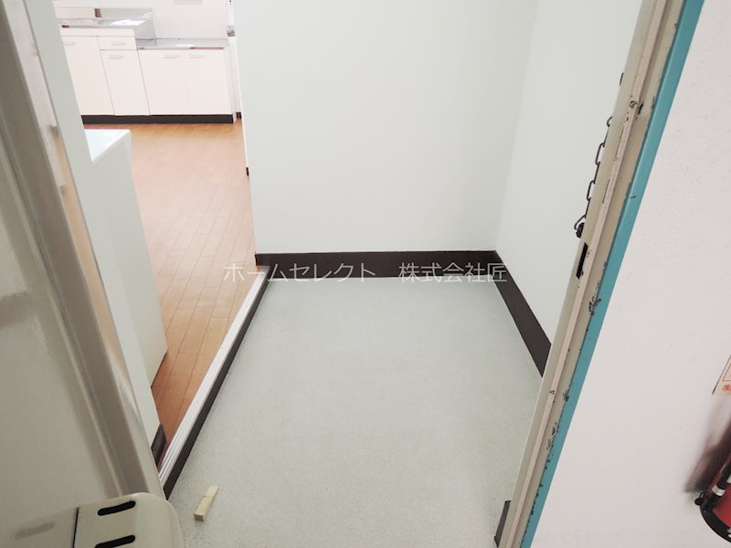 ｉｃｒｏｓｓＡＭ北加賀屋(コーポラスローザ) 玄関