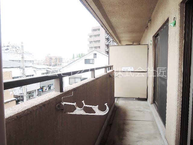 北畠西清川ビル ベランダ