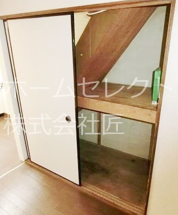 北島1丁目貸家 収納