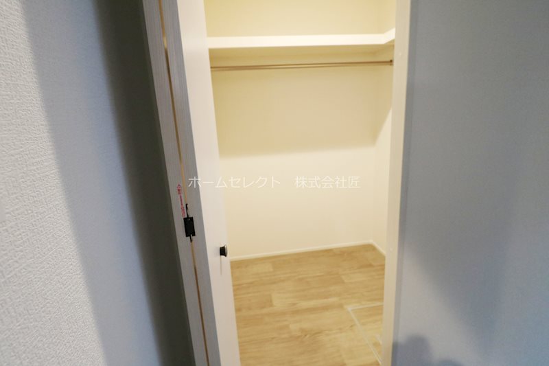 エルメゾン聖天下 収納