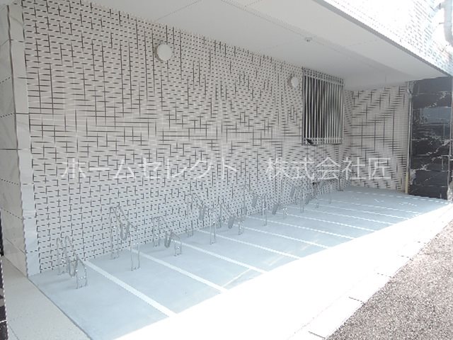 メルベージュ玉出中 駐車場