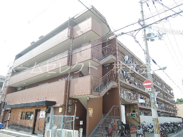 カモンコート岸里 外観