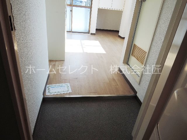 メゾン玉出 玄関