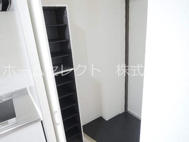 エムズコート玉出 玄関