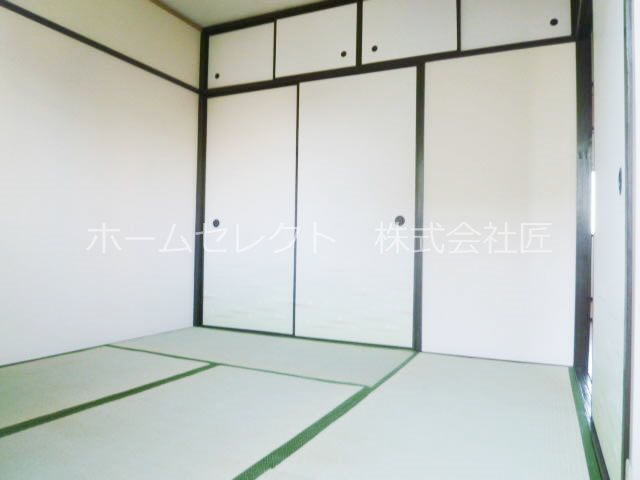 南港厚生年金共同住宅　2号棟 収納