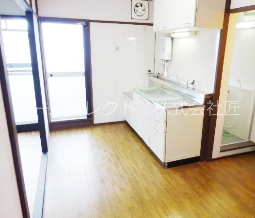 南港厚生年金共同住宅　2号棟 リビング