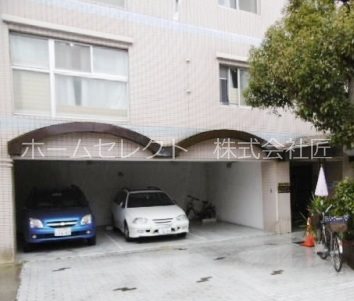 LakiaMaison帝塚山西 駐車場