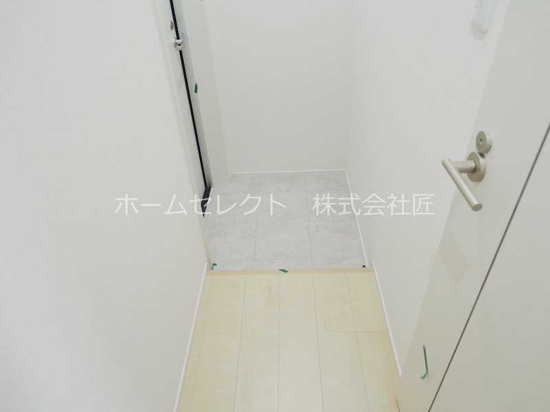 フジパレス西住之江Ⅷ番館 玄関