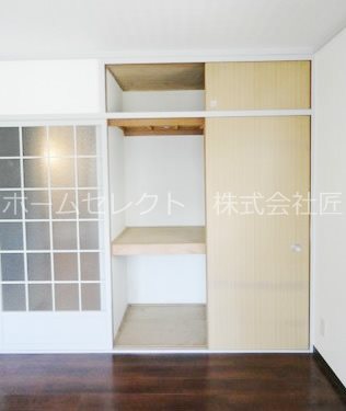 ルネ北畠 収納