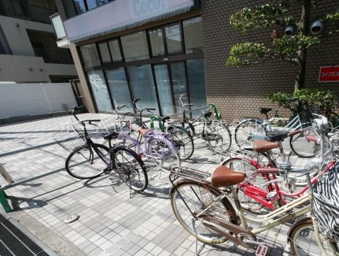 平田マンション 庭