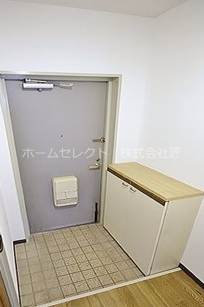 フラワータウンＳＫ 玄関