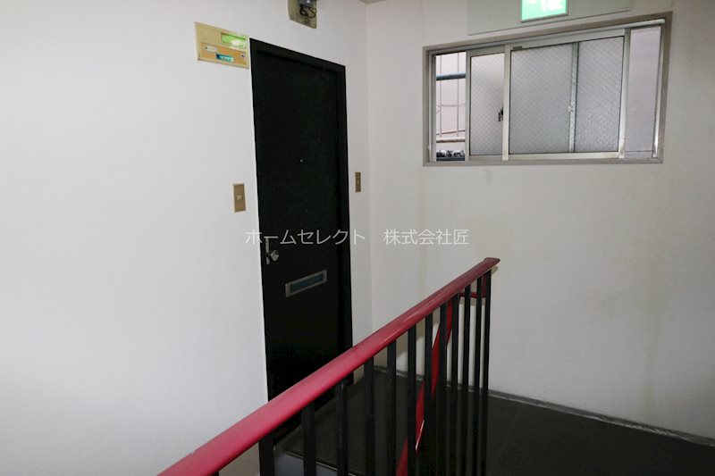 サンフラット 玄関