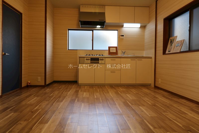 清水丘1丁目戸建賃貸 リビング