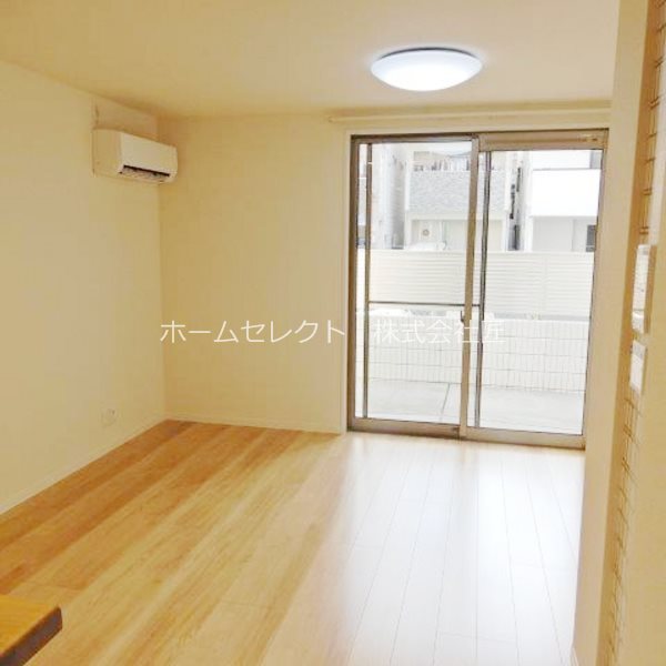 メゾン帝塚山 リビング