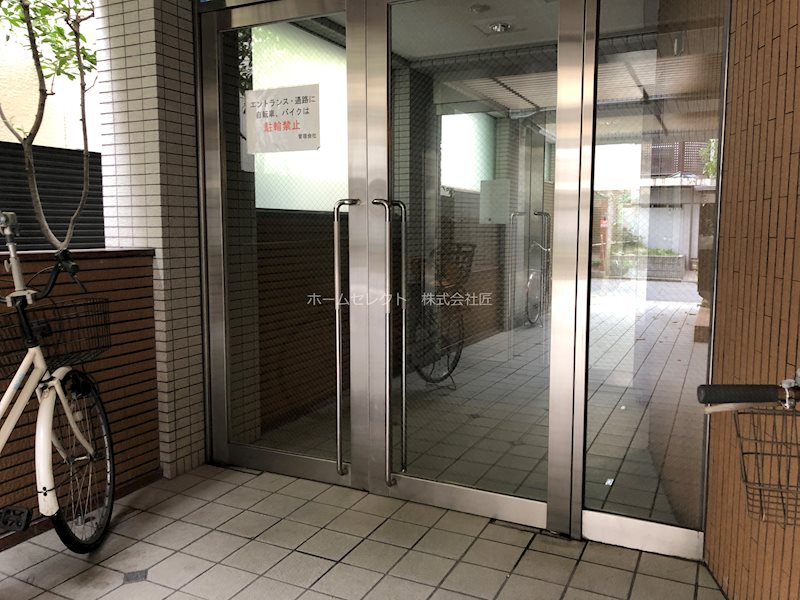 サウスシックス エントランス