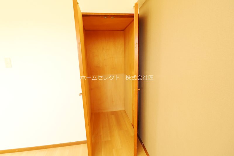 グランドムール岸里 収納